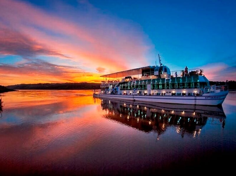 Passeio Kattamaram em Foz do Iguaçu, perfeito para Lua de mel
