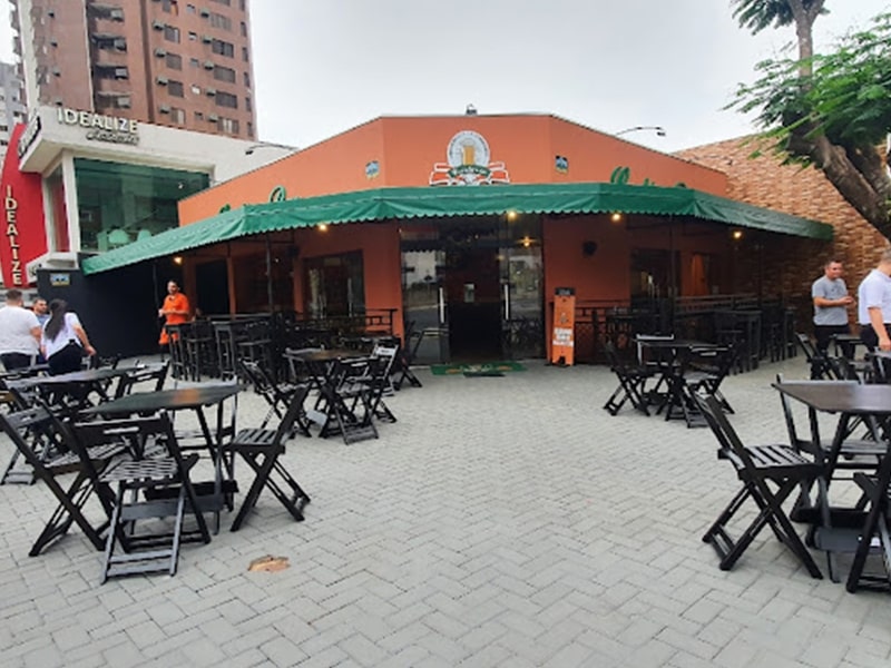 Foto da fachada do Cartório Bar, um restaurante em Foz do Iguaçu